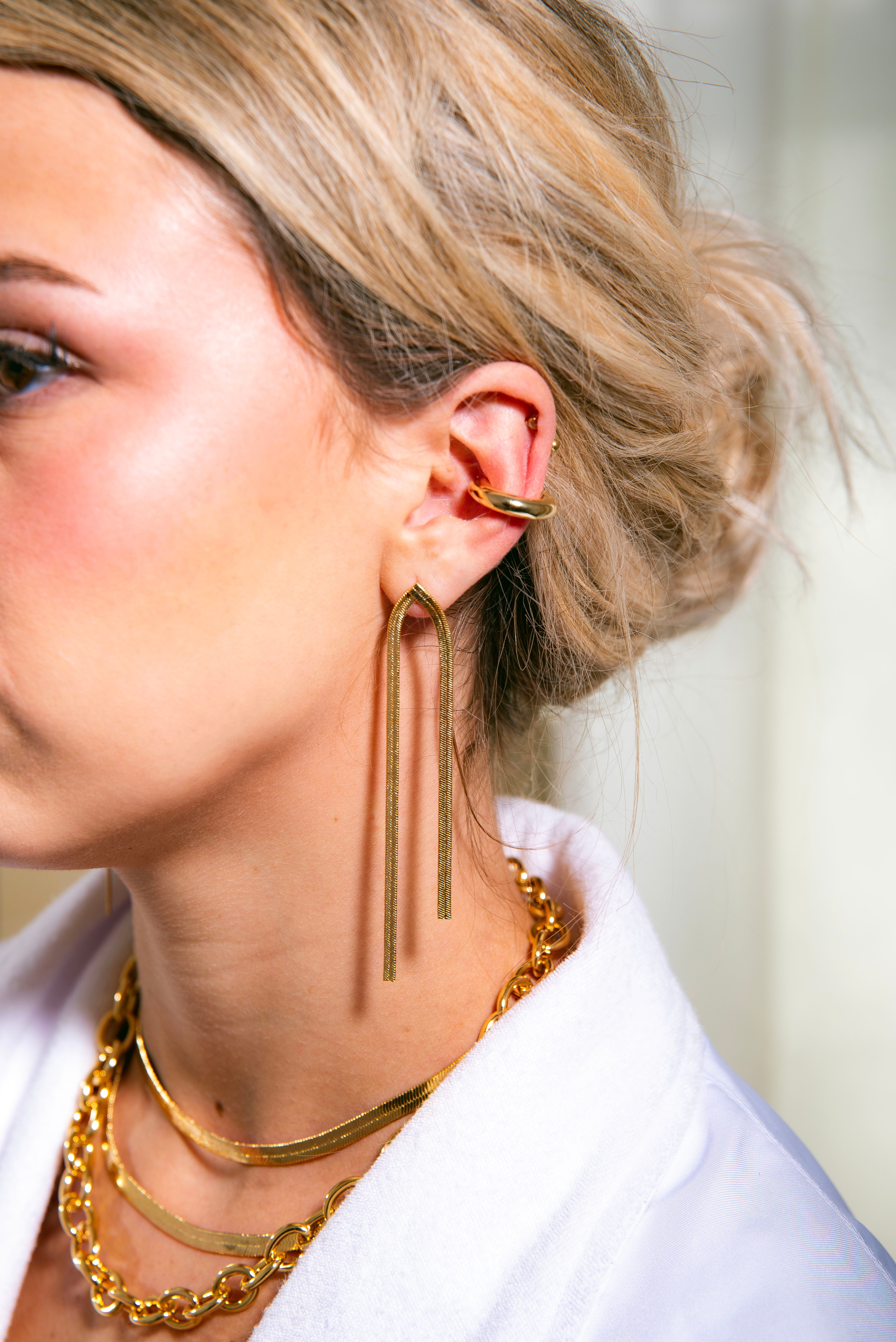 【STONEHENgE】Connection〜14K Single Ear Cuff U0156 Unicorn Ear Cuff – STONE AND STRAND